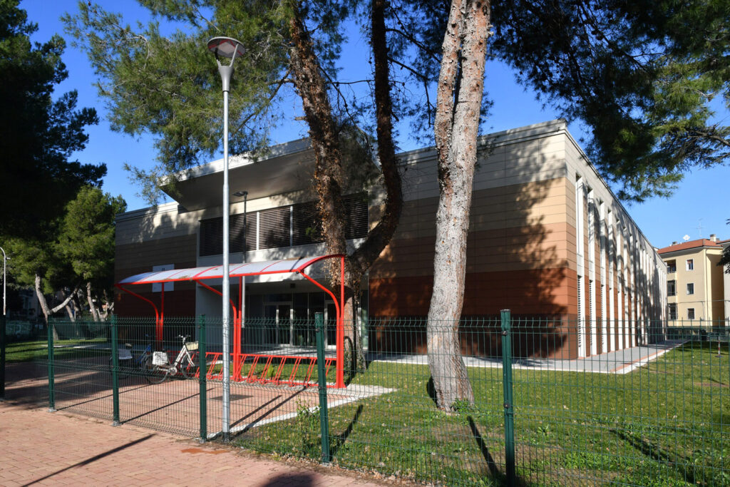 Antonio Brancati - scuola media