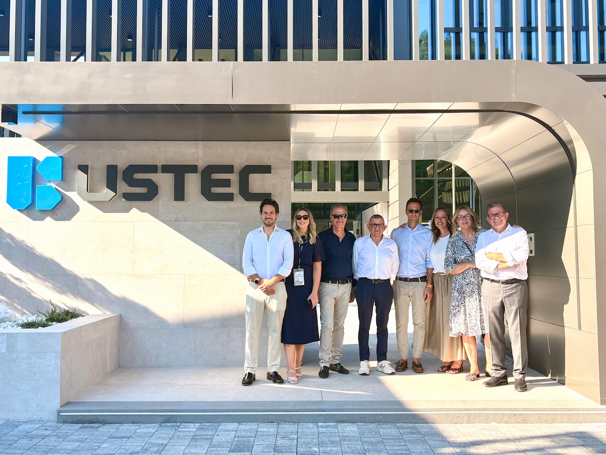 Ustec inaugura il nuovo polo produttivo di Bagno di Romagna: Conscoop, con la coop Clas, realizza il progetto